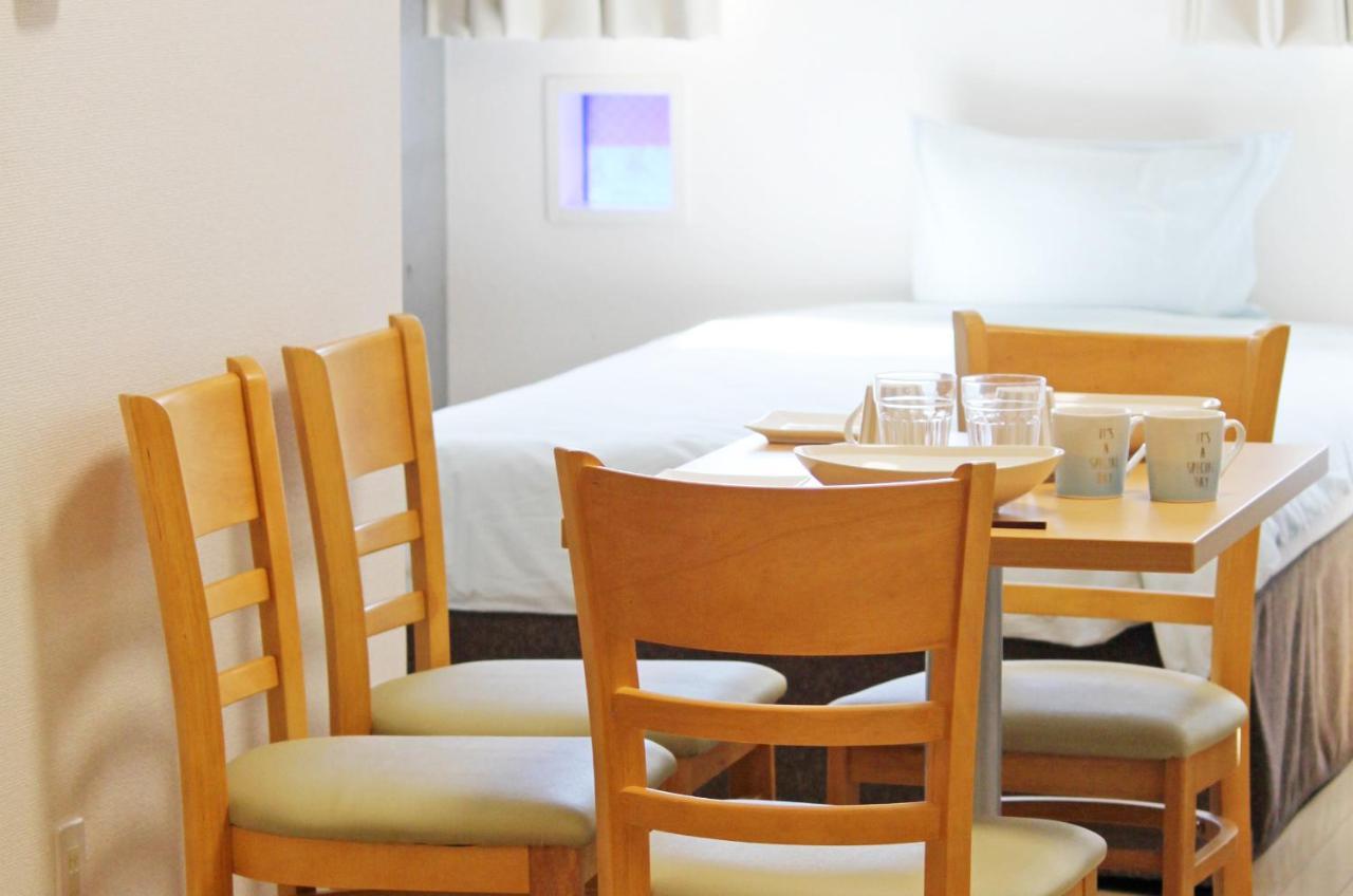 Across Omoromachi Naha Apart otel Dış mekan fotoğraf